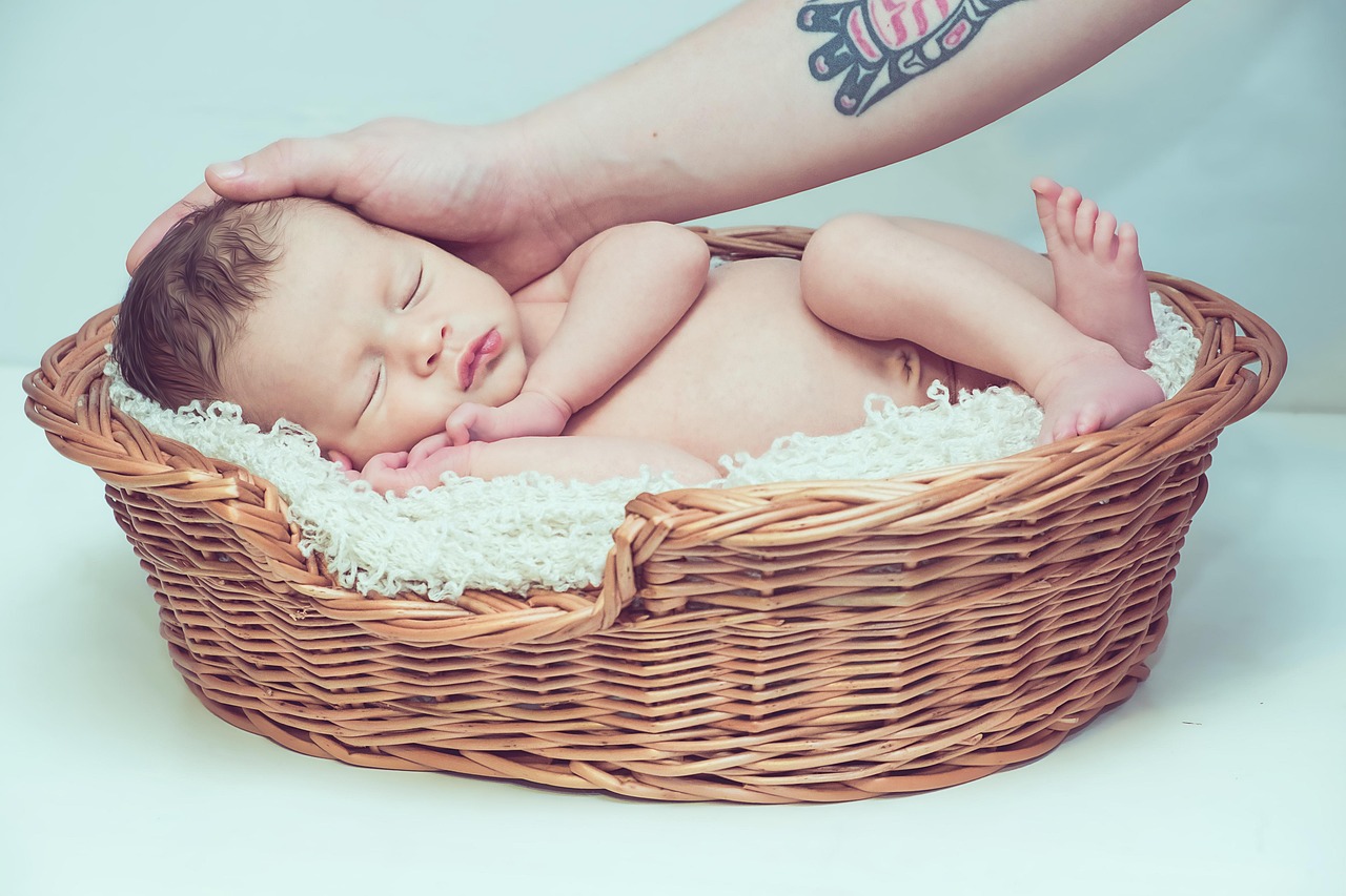 Die perfekte Erinnerungsbox für Ihr Baby: Ein zeitloser Schatz voller kostbarer Momente